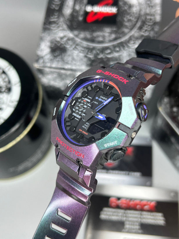 نمای بند رزینی و قاب بنفش سبز ساعت G-SHOCK GA-B001AH-6ADR