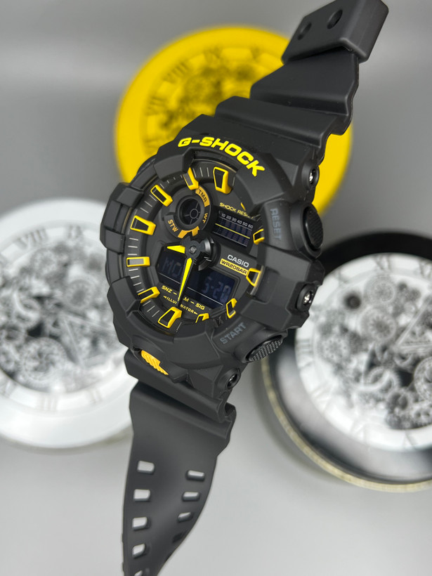 نمای جانبی قاب مقاوم ساعت CASIO GA-700CY-1ADR ضد ضربه