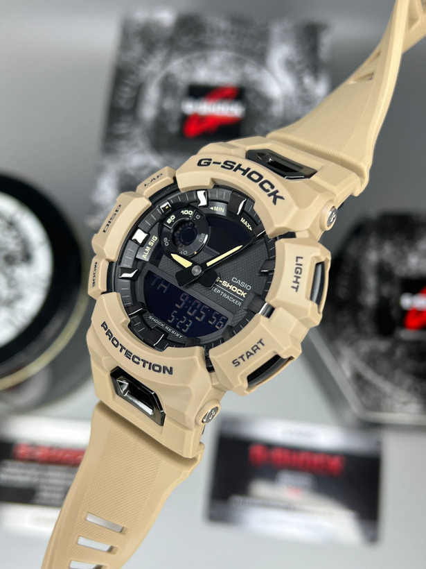 جزئیات صفحه و قابلیتهای ورزشی ساعت G-SHOCK GBA-900UU-5ADR