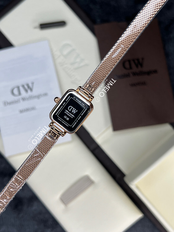 ساعت زنانه رزگلد ظریف و مینیمال