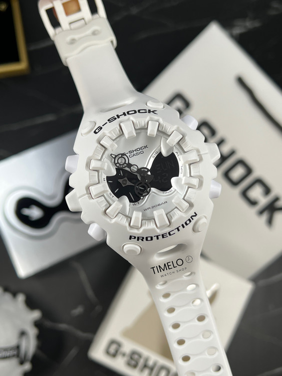 ساعت جیشاک گنده